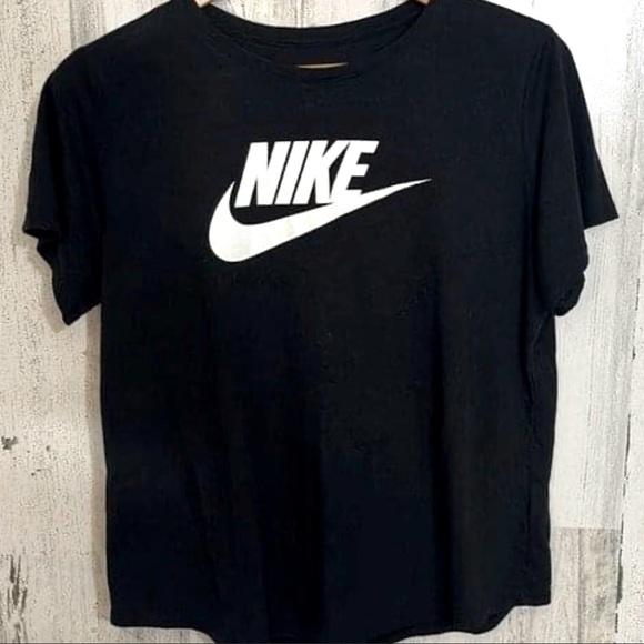 Nike Tops - Women’s size XL Nike Logo Tee